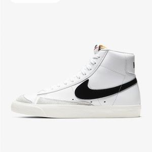 Nike Blazers - NWOT Women’s 8.5